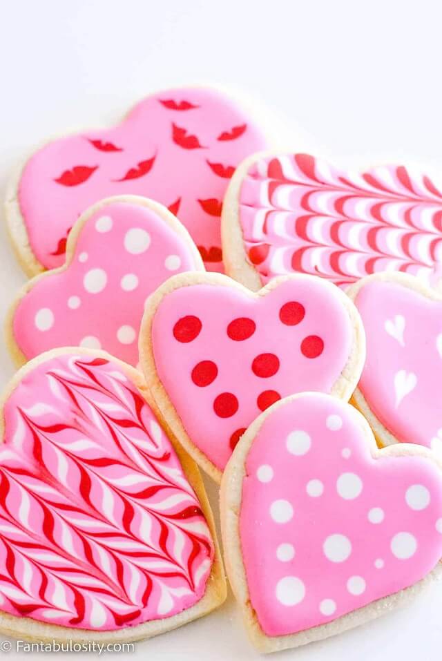 The season of love is approaching, and these heart sugar cookies are ideal Valentine's Day presents! Continue reading to learn more.