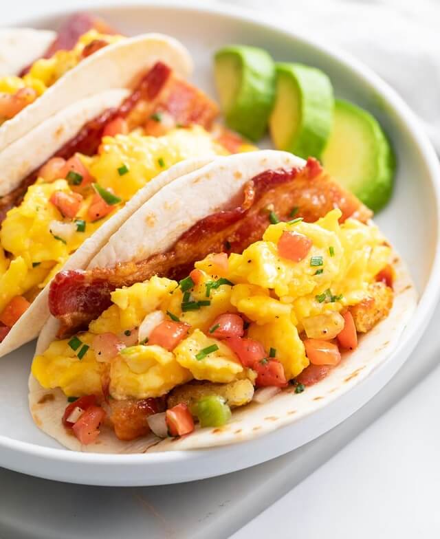 These breakfast wraps recipes that are sure to become instant favorites with kids! They're also easy to make, customizable, and perfect for busy mornings or even as a grab-and-go option for those hectic school days!