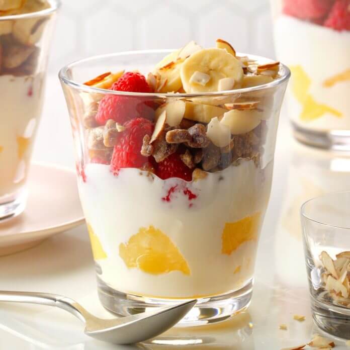 Breakfast Parfaits. Quick and healthy breakfast recipes - easy and incredibly delicious meals for busy mornings! Find easy to cook omelette, cheesy burrito, breakfast sandwiches, some sweets like smoothies, parfaits, pancakes, and more!