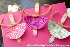 35+ Easy Popsicle Stick Crafts for Kids - The Cheerful Spirit