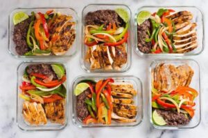 These 12 Low Calorie Meal Prep Ideas are packed with tasty, healthful ingredients that will keep you full for hours! Add them to your menu and have fun!