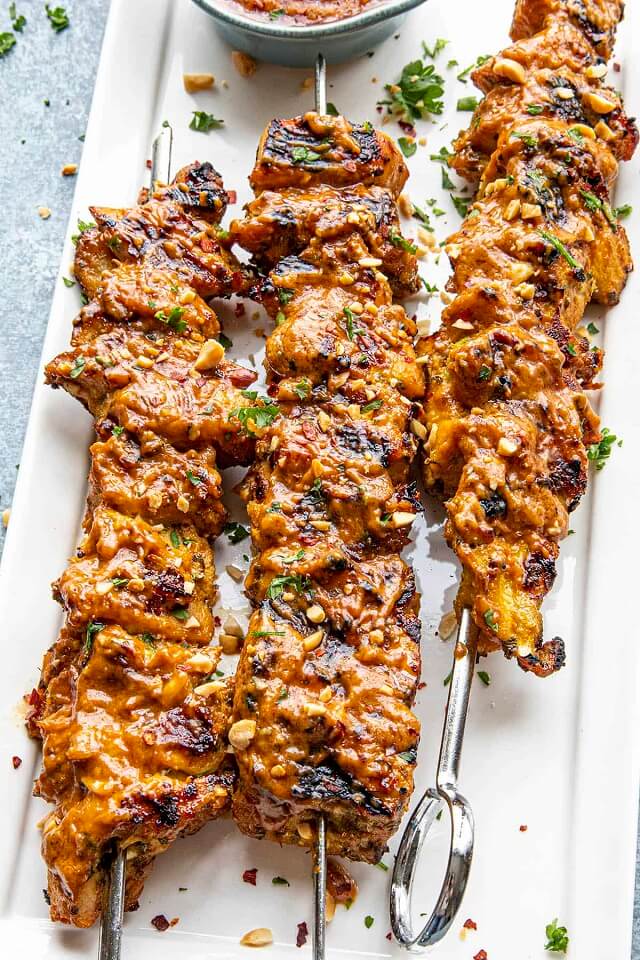 Level up your summer fun with some of the best BBQ and grilling recipes of all time! If you're looking for some easy + healthy BBQ recipes, grilled chicken or meat for a crowd, we've got you covered. Check out our over +25 summer BBQ recipes for you to try!