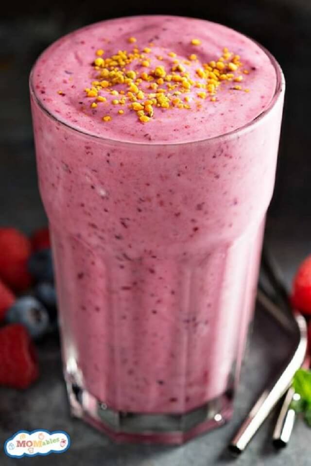 Start your day right and refreshed with these healthy smoothie recipes for breakfast that are kid-friendly, flavorful, and quick to make!