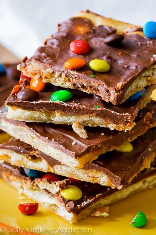 Easy Saltine Toffee