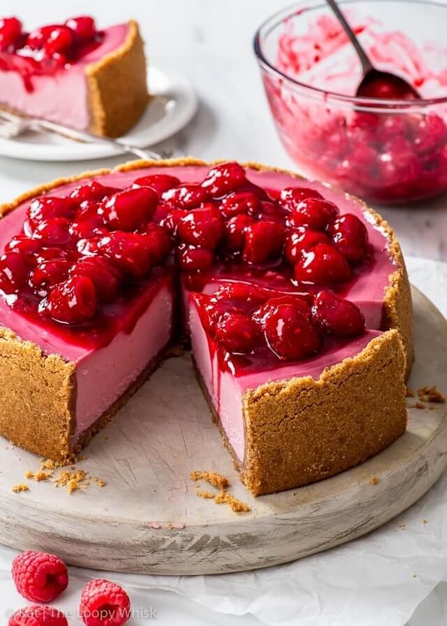 Easy Baked Raspberry Cheesecake