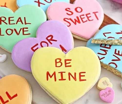 The season of love is approaching, and these heart sugar cookies are ideal Valentine's Day presents! Continue reading to learn more.