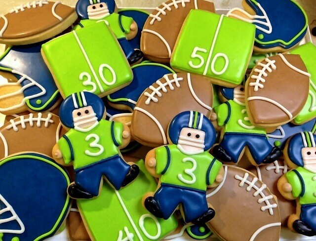 These incredibly appealing Super Bowl cookies are a fun recipe to offer out on game day. They'll all go over well with your visitors!