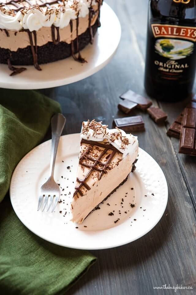 Make these 18 Irish desserts recipes which include everything from Shamrock Sugar Cookies to something a little more boozy, and your guests will be overjoyed! Go check these out!