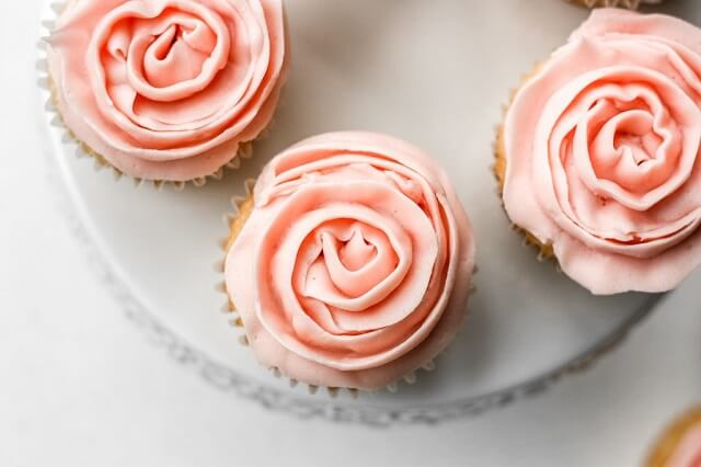 Vanilla Cupcakes with Rose Petal Buttercream Icing