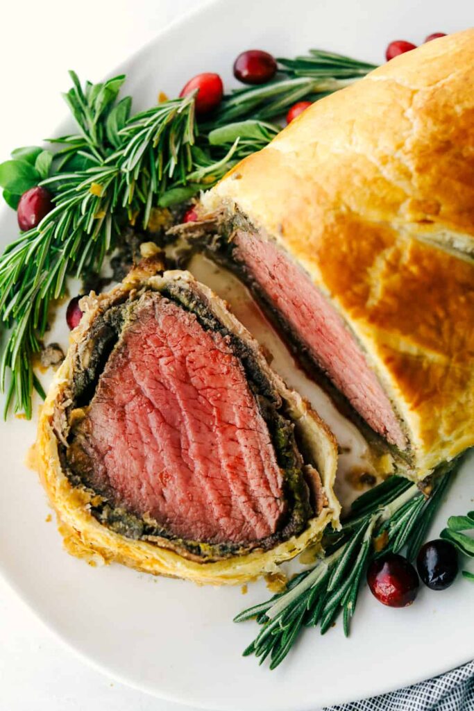 Looking for Christmas lunch ideas? Indulge in a feast of flavors with roast turkey, glazed ham, herb-roasted chicken, or vegetarian Wellington. Delight your guests with these festive dishes and make your Christmas lunch memorable!