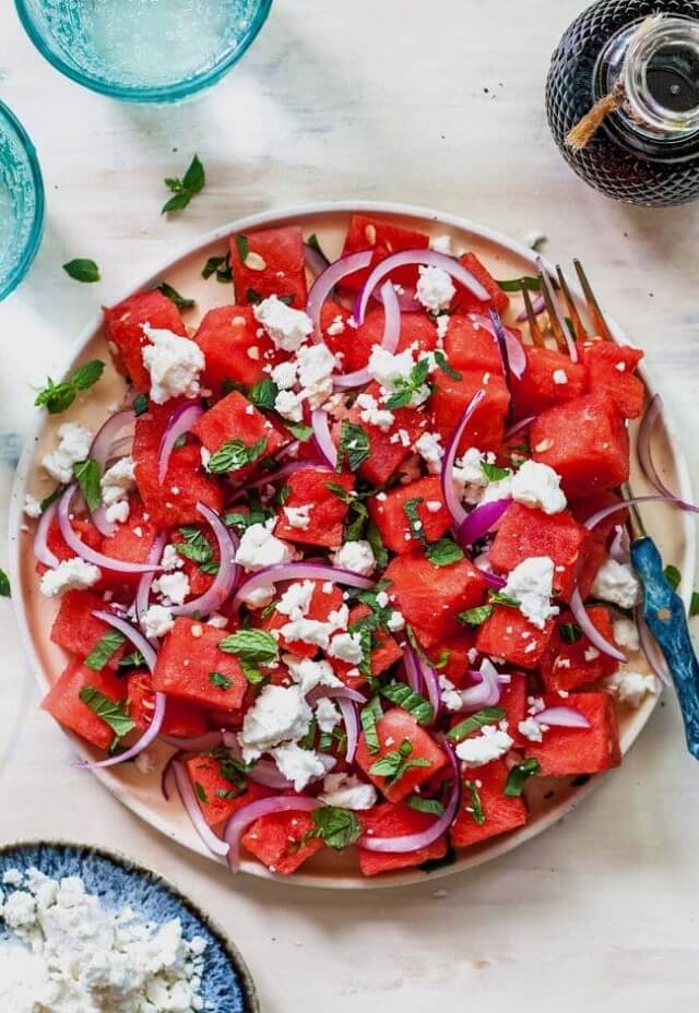 Welcome to a delightful collection of Easy Summer Recipes! Get ready to tantalize your taste buds with refreshing salads, juicy grilled treats, and mouthwatering delights. Let's dive into the flavors of summer in just a few simple steps!