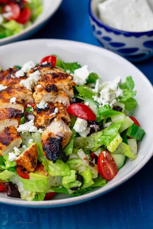 These summer chicken recipes are sure to please a hungry crowd! From grilled chicken to chicken BBQ and chicken salad,these dishes will keep everyone satisfied as the weather outside heats up!