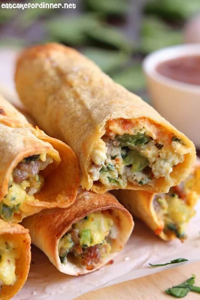 I love baked taquitos! Seriously, there's no need to fry them ever again, trust me!